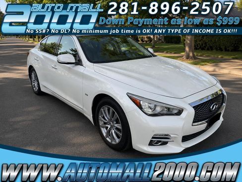 Used 2016 INFINITI Q50 3.0t Premium w/ 3.0T Premium Plus Package RWD image 1