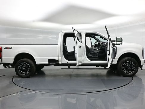 Certified 2024 Ford F250 Platinum AWD/4WD image 5