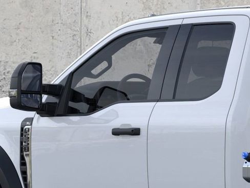 New 2025 Ford F550 4x4 SuperCab Super Duty image 20