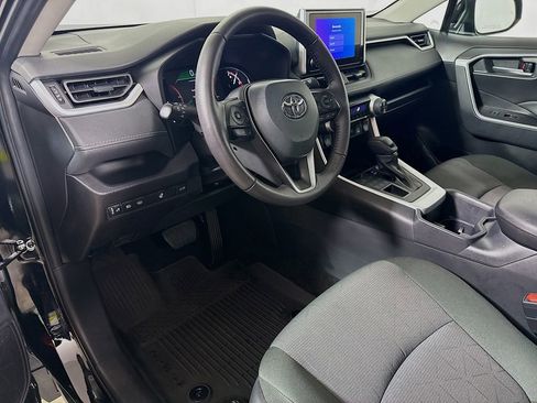 Certified 2025 Toyota RAV4 XLE w/ Convenience Package image 9