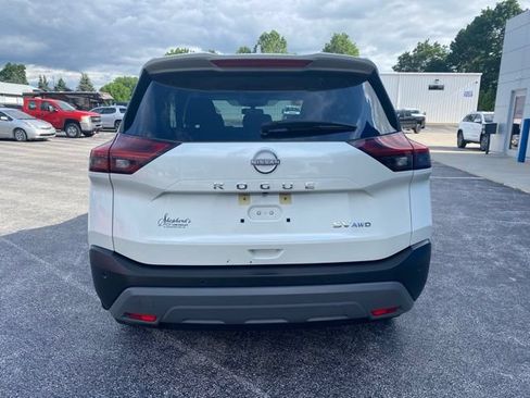 Used 2023 Nissan Rogue SV AWD/4WD image 4