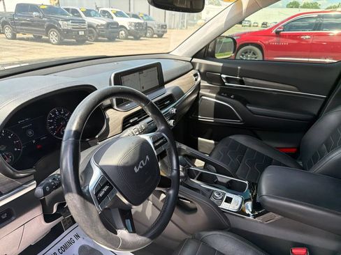 Used 2022 Kia Telluride SX w/ SX Prestige Package AWD/4WD image 8