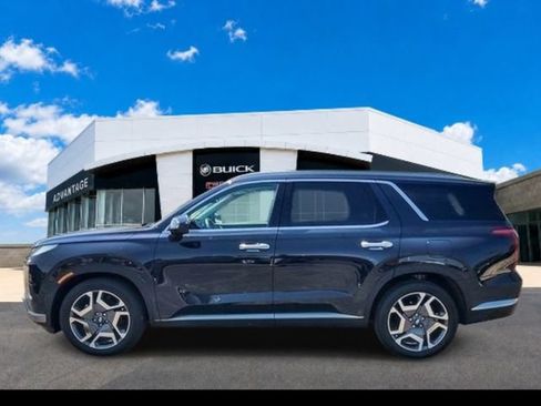 Used 2024 Hyundai Palisade Limited AWD/4WD image 9