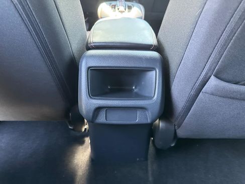 Used 2025 Honda HR-V Sport image 29