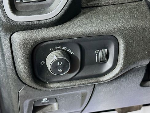 Certified 2022 RAM 1500 Big Horn AWD/4WD image 17