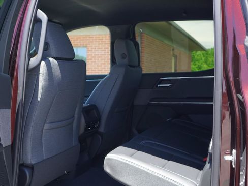 New 2026 GMC Sierra EV Elevation AWD/4WD image 29
