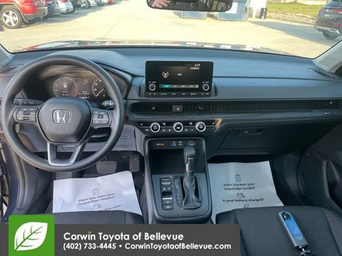 Used 2025 Honda CR-V EX image 12