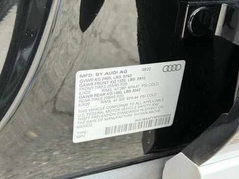 Used 2023 Audi SQ5 Premium Plus w/ Premium Plus Package AWD/4WD image 38