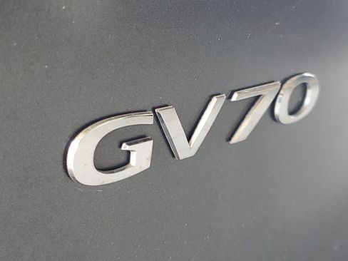 Used 2023 Genesis GV70 2.5T w/ Advanced Package AWD/4WD image 6