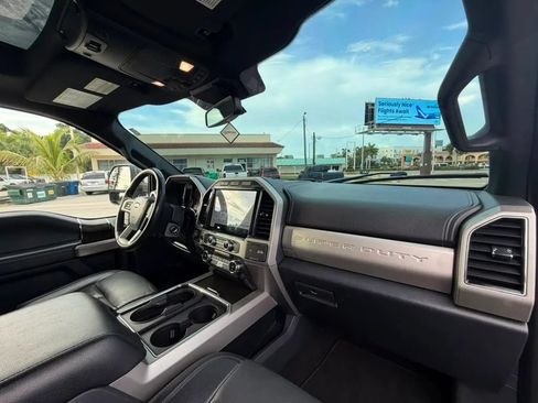 Used 2022 Ford F250 Lariat AWD/4WD image 21