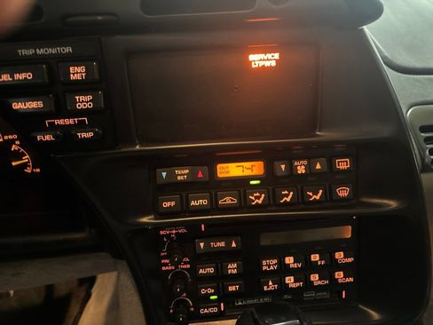 Used 1994 Chevrolet Corvette Convertible RWD image 12