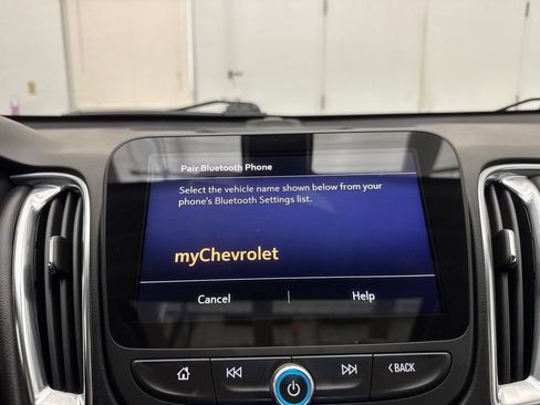 Used 2022 Chevrolet Malibu Premier FWD image 24
