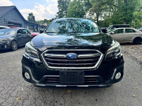 Used 2019 Subaru Outback 2.5i Limited AWD/4WD image 2