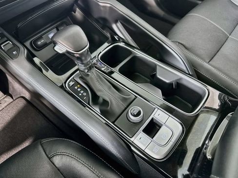Used 2022 Kia Telluride EX w/ EX Premium Package FWD image 22