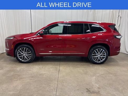 Used 2025 Buick Enclave Avenir AWD/4WD image 8