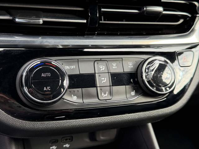 Used 2024 Buick Envista Sport Touring w/ Convenience I Package FWD image 31