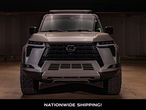 Used 2024 Lexus GX 550 AWD/4WD image 4