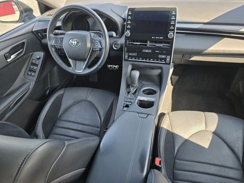 Certified 2019 Toyota Avalon XSE w/ All Weather Liner Package FWD image 21