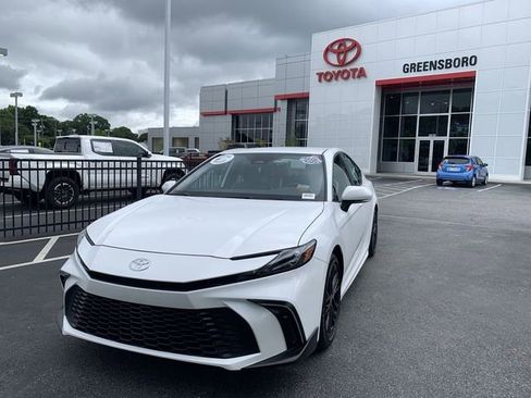 Certified 2025 Toyota Camry SE w/ Multimedia Upgrade Package FWD image 1