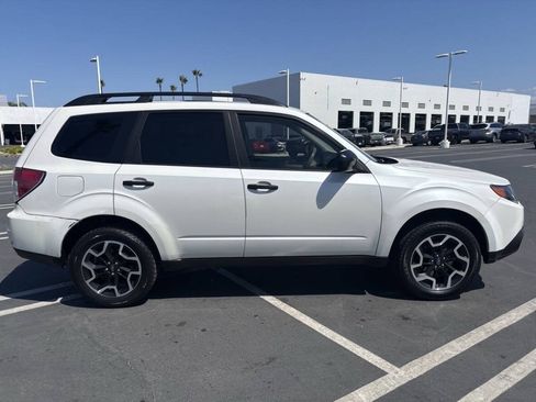 Used 2012 Subaru Forester 2.5X AWD/4WD image 4
