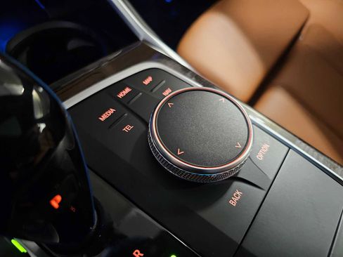 Certified 2023 BMW i4 eDrive35 w/ Premium Package image 24