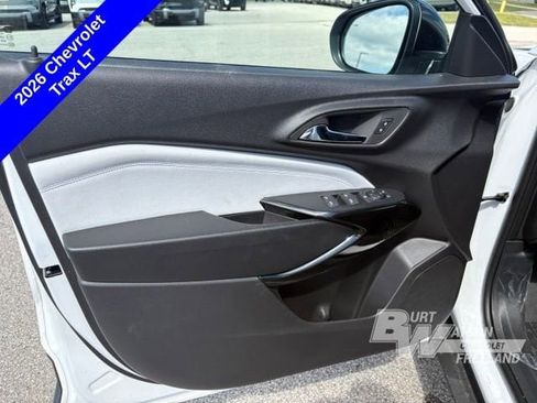 New 2026 Chevrolet Trax LT w/ Driver Confidence Package FWD image 9