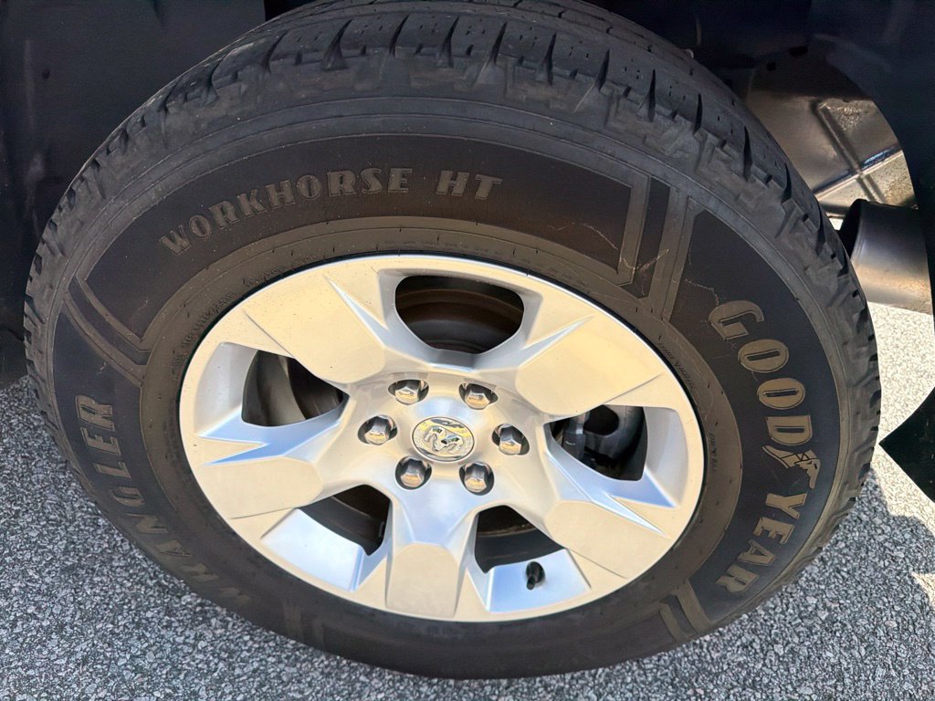 Used 2022 RAM 1500 Big Horn RWD image 4