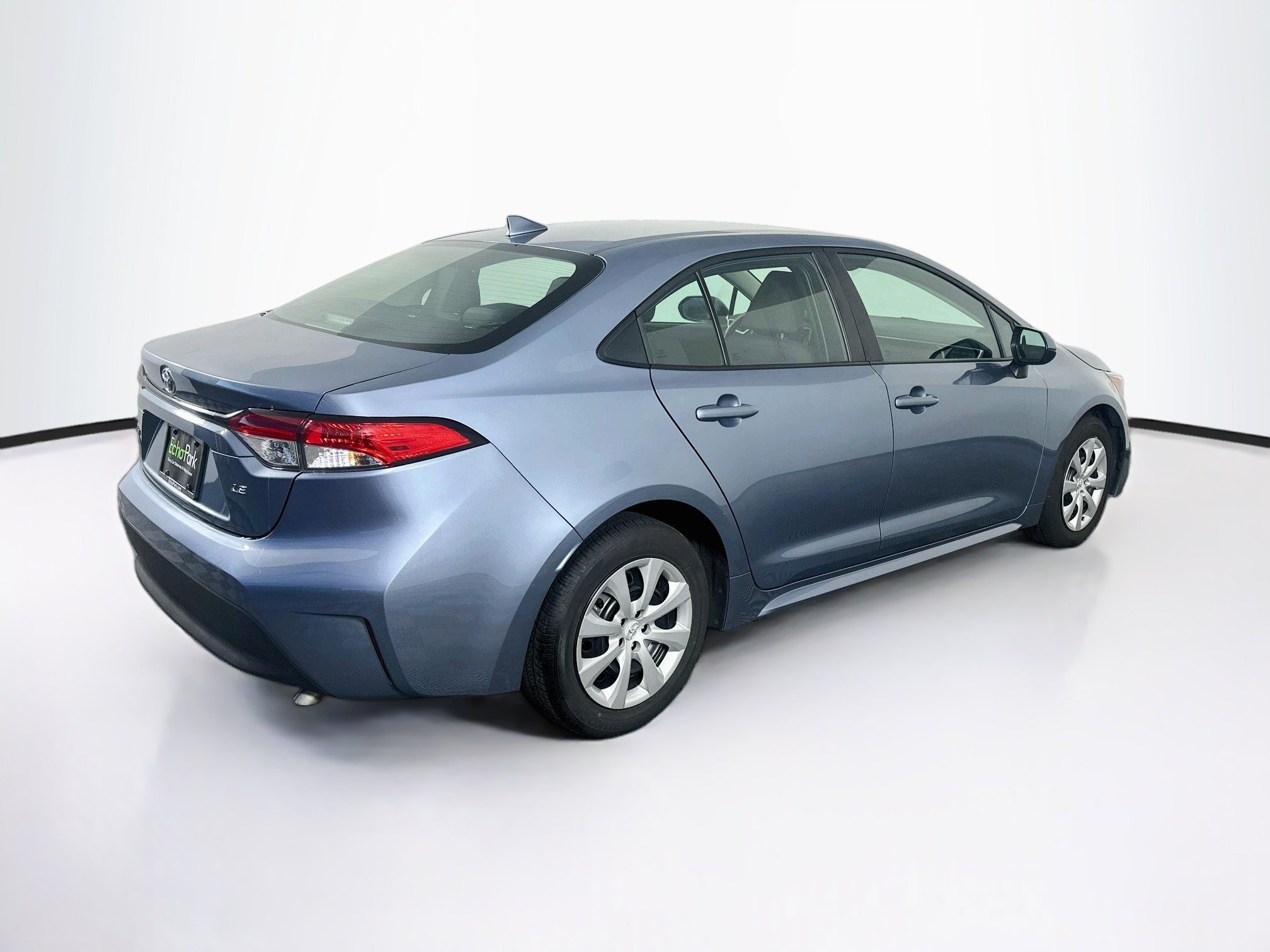 Used 2026 Toyota Corolla LE FWD image 9
