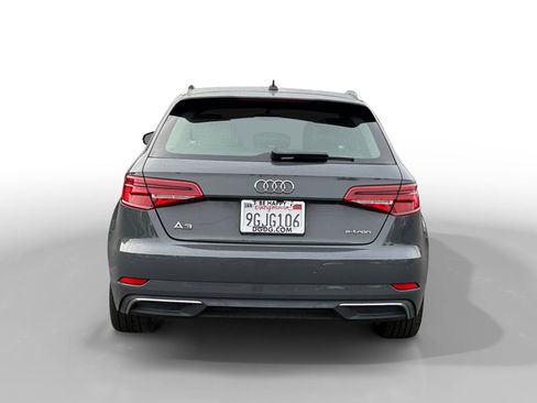 Used 2018 Audi A3 e-tron Prestige w/ Prestige Package image 4