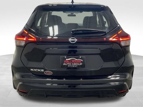 New 2025 Nissan Kicks Play S FWD image 23