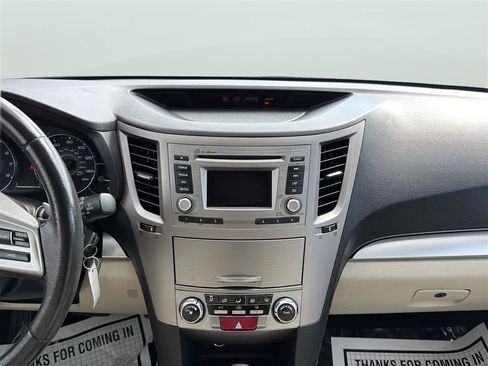 Used 2012 Subaru Outback 2.5i Premium AWD/4WD image 16