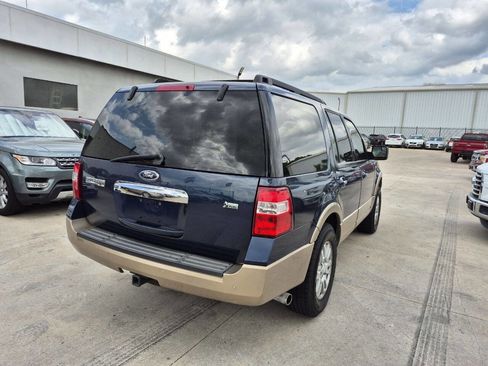 Used 2013 Ford Expedition XLT image 5