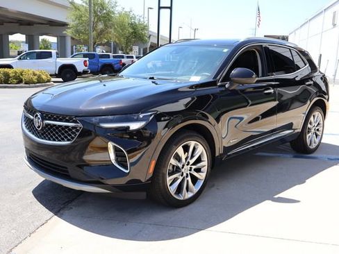 Used 2023 Buick Envision Avenir FWD image 3