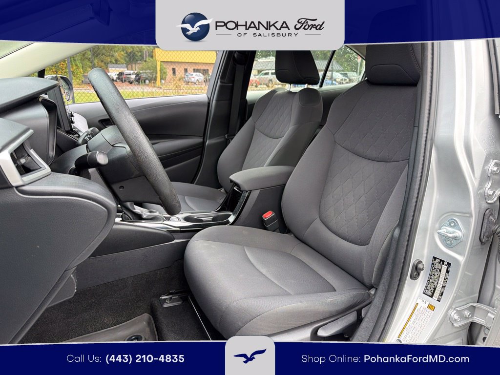 Used 2022 Toyota Corolla LE FWD image 18
