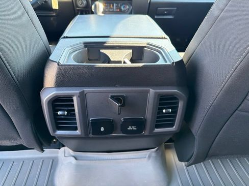 Used 2018 Ford F150 XLT w/ Equipment Group 302A Luxury AWD/4WD image 16