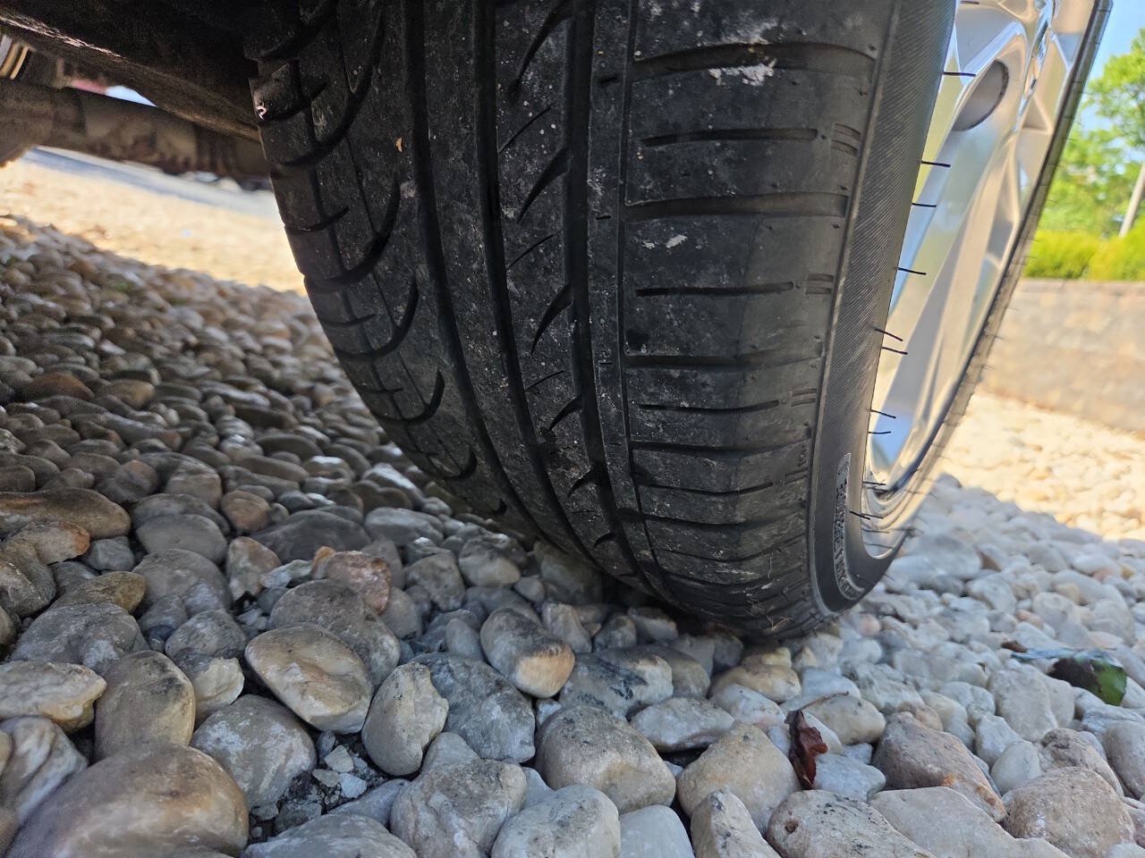 Used 2014 Nissan Juke SV AWD/4WD image 20