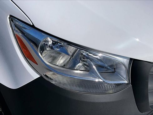 New 2025 Mercedes-Benz Sprinter 2500 image 13