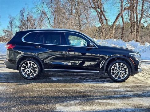 Used 2023 BMW X5 xDrive40i w/ Premium Package image 8