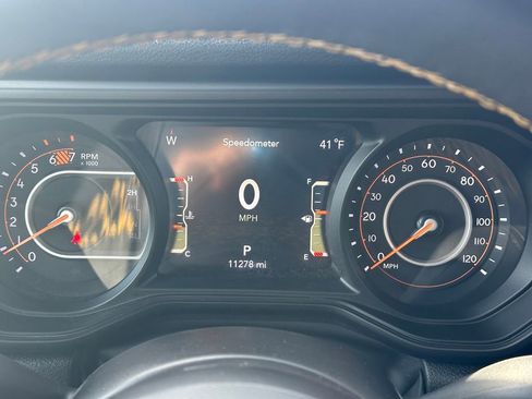 Used 2024 Jeep Wrangler Sport S image 22