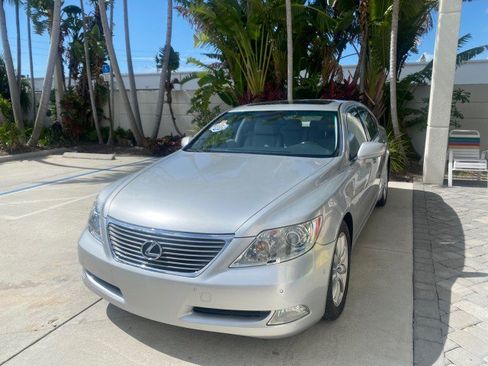 Used 2008 Lexus LS 460 image 4