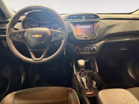 Used 2021 Chevrolet TrailBlazer LS image 12