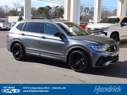 Used 2023 Volkswagen Tiguan SE R-Line