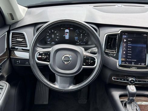 Used 2017 Volvo XC90 T6 Momentum w/ Vision Package AWD/4WD image 27