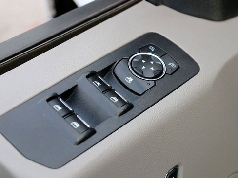 Used 2016 Ford F150 XLT image 20