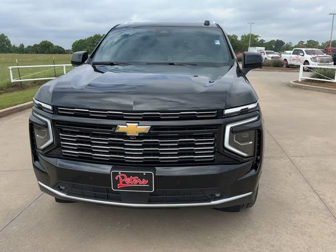 Used 2025 Chevrolet Tahoe High Country w/ Sun And Tow Package AWD/4WD image 4
