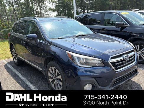 Used 2018 Subaru Outback 3.6R Touring AWD/4WD image 1