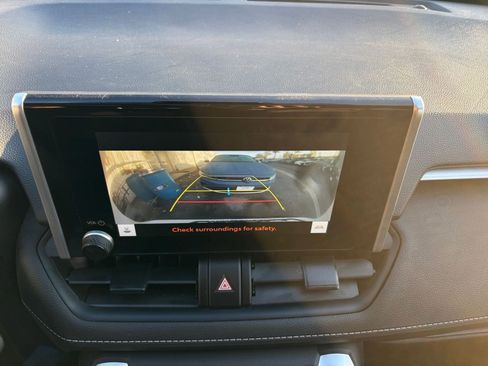 Used 2025 Toyota RAV4 LE image 17