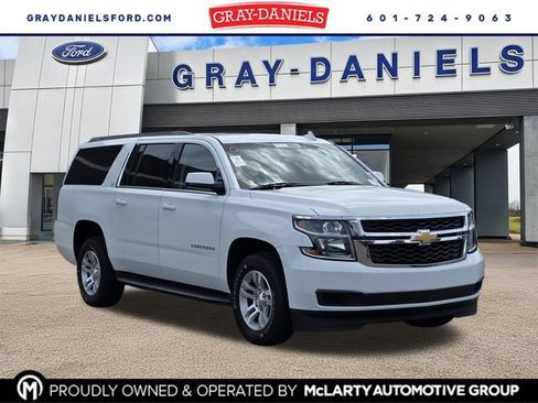 Used 2020 Chevrolet Suburban LT RWD image 1