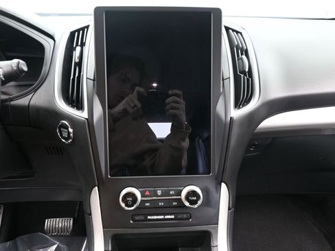 Used 2024 Ford Edge SEL w/ Convenience Package image 22