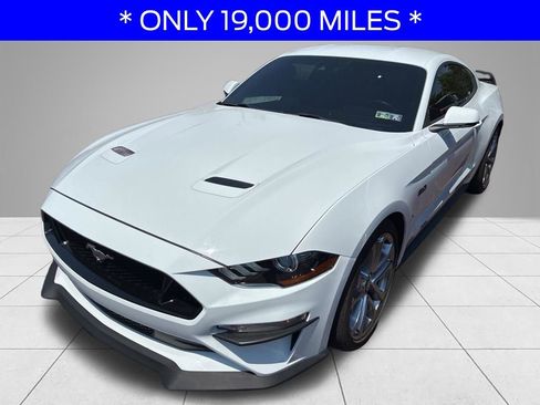 Used 2021 Ford Mustang GT Premium w/ Equipment Group 401A RWD image 12